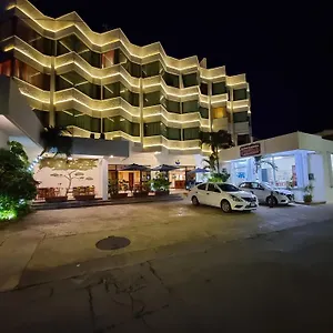 https://hotel-plaza-cozumel.allrivieramayahotels.com