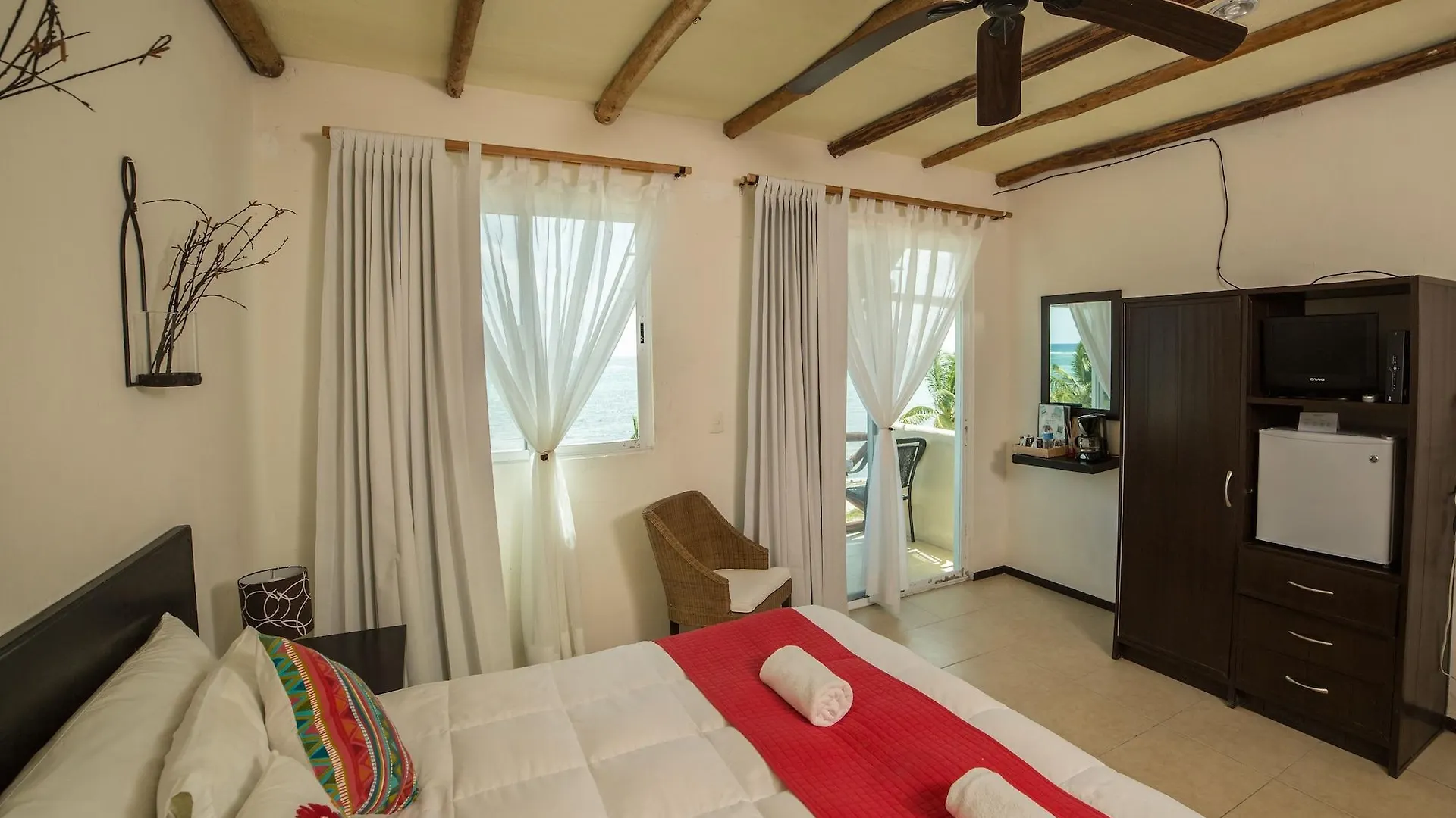 Hotel Arenas Mahahual 3*,  Mexiko